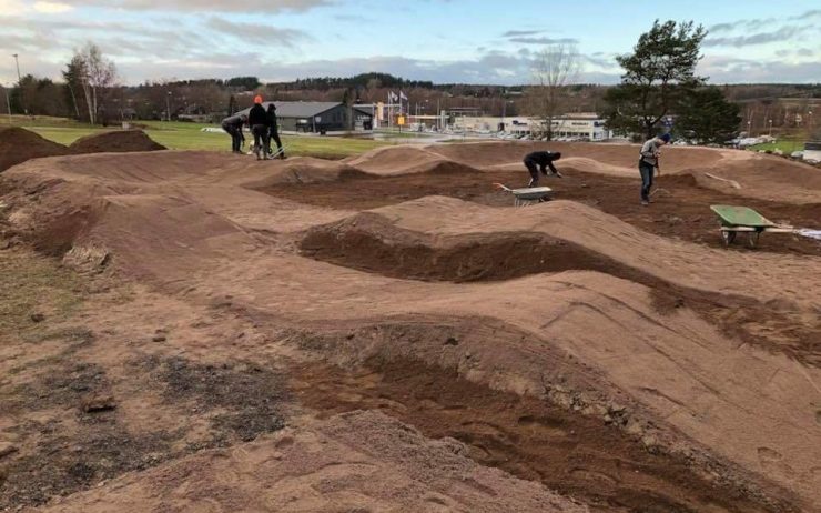 FB_IMG_1511018668719_low