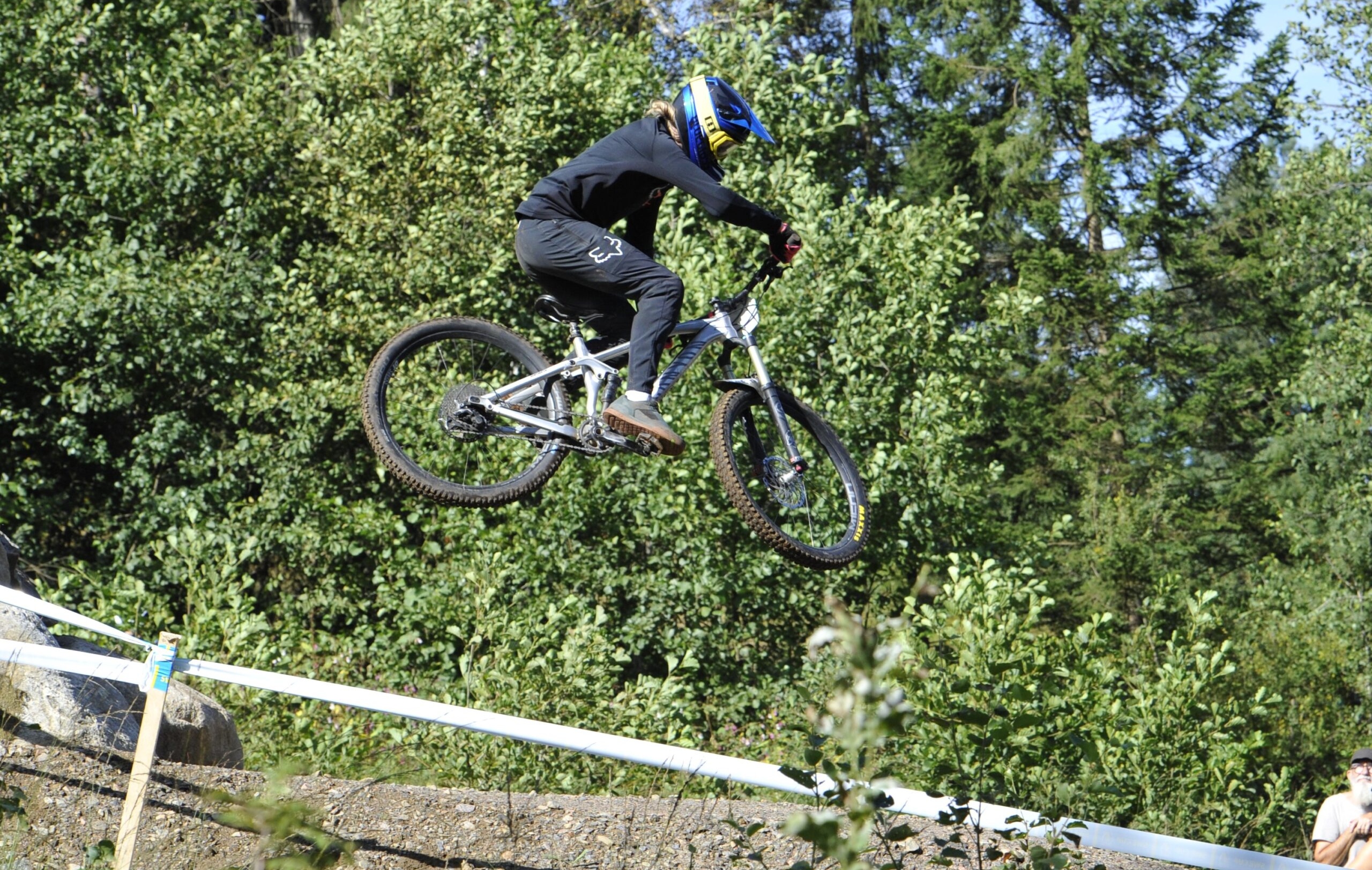 Lyft för downhill – och nu är det dags att anmäla till hela SWE Cup ...